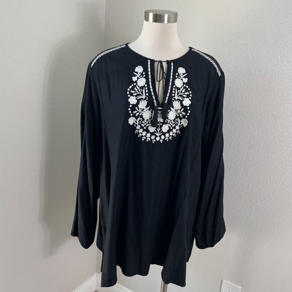 Old Navy Womens Plus XXL Black Tunic Shirt Floral Embroidered Tassel Tie Top - Picture 1 of 8